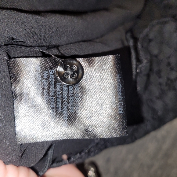 Aritzia Talula lacy sheer tank. XS - Picture 8 of 9